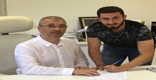 Adanaspor Emre Can Coşkun Ve Enes Akyolu Kadrosuna Kattı