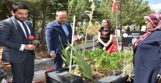 Kırıkkalede 15 Temmuz Etkinlikleri Şehitlik Ziyaretiyle Başladı