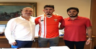 Adanaspor Emre Can Coşkun Ve Enes Akyolu Kadrosuna Kattı