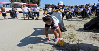 Çeşmeli Küçük Sporculardan Doğamızı Kirletmeyin Uyarısı