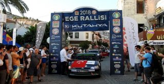 Ege Rallisinin Startı Seyirciye Görsel Şölen Yaşattı