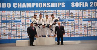 Judoda Bir Gümüş, Bir Bronz Madalya