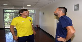 Fenerbahçede 5 Futbolcu Daha Kampa Katıldı