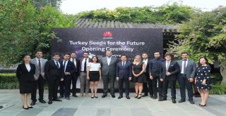 Huaweı Geleceğin Tohumları Projesi Pekindeki Açılış Seremonisi İle Başladı