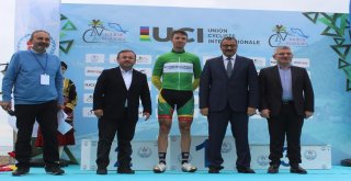 211 Kilometre Pedal Çevirerek Yarıştılar