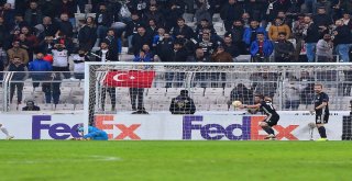 Uefa Avrupa Ligi: Beşiktaş: 2 - Genk: 4 (Maç Sonucu)