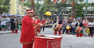 Soma Karaelmas Festivali Başladı