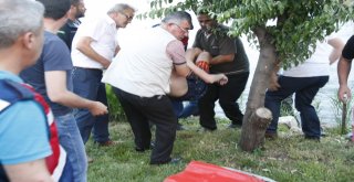 Sandaldan Göle Atlayan Kuzenlerden 2Si Kurtarıldı, 1İ Kayıp