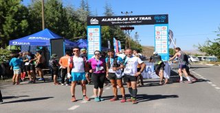 4. Aladağlar Sky Trail Yarışmalarında Evlilik Teklifi