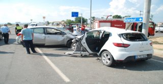 İpsalada Trafik Kazası: 4 Yaralı