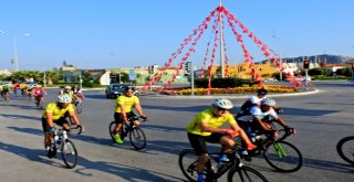 Pedalla Çeşme Turuyla, Benzin Değil, Yağlarını Yaktılar