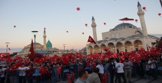 15 Temmuzun Yıldönümünde Binlerce Kişi Mevlana Meydanına Akın Etti