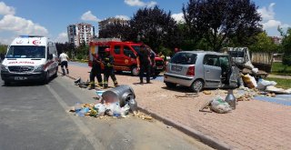 İtfaiye Eri Önce Sıkıştığı Yerden Kurtardı, Sonra Güneşten Korudu