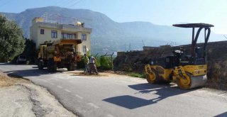 ALANYA'DA YOL BAKIM VE ONARIM ÇALIŞMALARI DEVAM EDİYOR