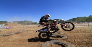 Seydikemerde  Süper Enduro Heyecanı