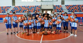 Yunusemrede Basketbol Kursları Başladı