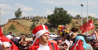 Türk Yıldızlarından Yalvaçta Nefes Kesen Gösteri