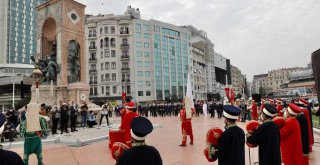 6 EKİM İSTANBUL'UN KURTULUŞU TAKSİM'DE KUTLANDI