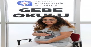 Anne Adaylarının Rehberi ‘Gebe Okulu