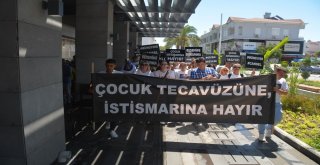 Antalyada Çocuk İstismarı Protesto Edildi