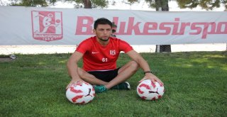 Balıkesirspor Kaptanı Transfer Söylentilerine Noktayı Koydu: