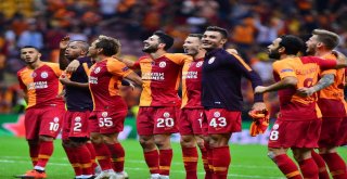 Uefa Şampiyonlar Ligi: Galatasaray: 3 - Lokomotiv Moskova: 0 (Maç Sonucu)