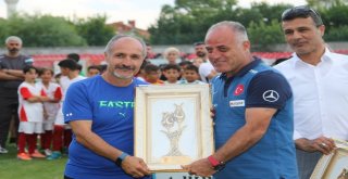 Tavşanlıda Miniminikler Futbol Festivali