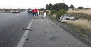 Uşakta Trafik Kazası: 1 Ölü, 1 Yaralı