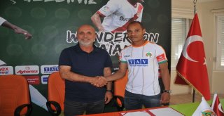 Alanyaspor, 6 Transferin 5İni Bonservissiz Gerçekleştirdi