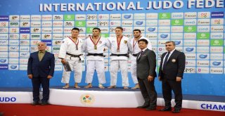 Dünya Judo Şampiyonasında Vedat Albayrak Bronz Madalya Kazandı