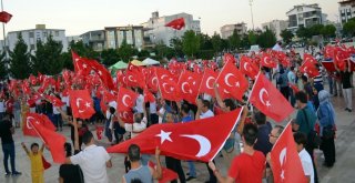 Didim 15 Temmuz  Gecesini Ayakta Geçirdi