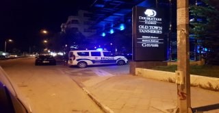 Kuşadasında Hilton Oteli Otoparkında Yangın