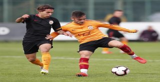 Galatasaray, U21 Takımı İle Hazırlık Maçı Yaptı