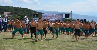 Güreşin Kalbi Niksarda Attı