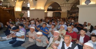 Kastamonuda 3 Bin Kişi, 15 Temmuz Şehitleri İçin Ellerini Semaya Kaldırdı