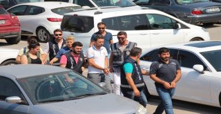 Bodrumda Meslekten İhraç Edilen 5 Polis Gözaltına Alınarak Adliyeye Sevk Edildi