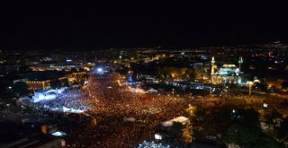 Büyükkılıç, Milletimiz, Söz Konusu Vatan Olunca Tek Yumruk Olduğunu Dünyaya Gösterdi