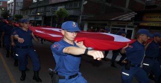 Karabükte 15 Temmuz Demokrasi Ve Milli Birlik Günü Yürüyüşü