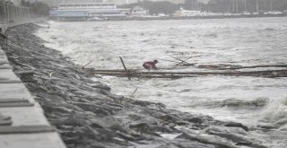 Filipinleri Vuran Süper Tayfun Mangkhut 3 Can Aldı