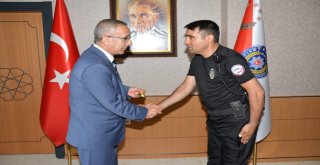 Başarılı Polislere Ödül