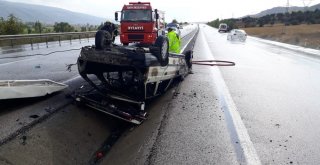 Yanan Otomobilden Çıkarılan Yaşlı Adam Hayatını Kaybetti