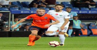 Spor Toto Süper Lig: Başakşehir: 3 - Akhisarspor: 1 (Maç Sonucu)