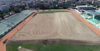 Ramiz Turan Stadında Çim Ekimine Başlandı