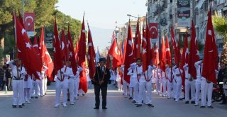 Manisa İlçelerinde Cumhuriyet Bayramı Kutlamaları