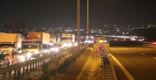 Tem Gebze-Dilovası Arasında Yol Çalışması Trafiği Felç Etti