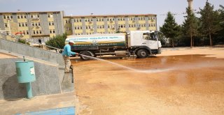 Haliliyede Okul Bahçelerinde Temizlik Çalışmaları Sürüyor