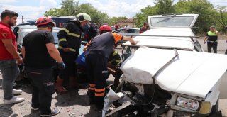 Karabükte Otomobiller Kafa Kafaya Çarpıştı: 1 Ölü, 7 Yaralı