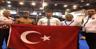 Adanalı Mahsum Teker Kick Boksta Dünya Şampiyonu Oldu