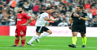 Spor Toto Süper Lig: Beşiktaş: 2 - Antalyaspor: 3 (Maç Sonucu)