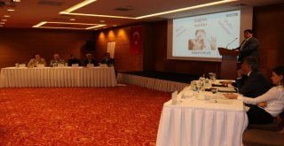 Kocaelinde Anne-Bebek Sağlığı Seminerleri Sürüyor